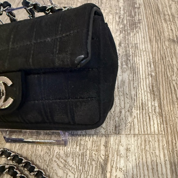 **RARE** Chanel Chocolate Bar Lipstick Bag - Picture 12 of 13